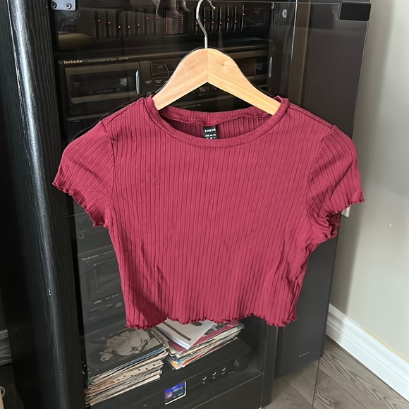 SHEIN Dark pink stretch but tight crop top - Picture 1 of 1